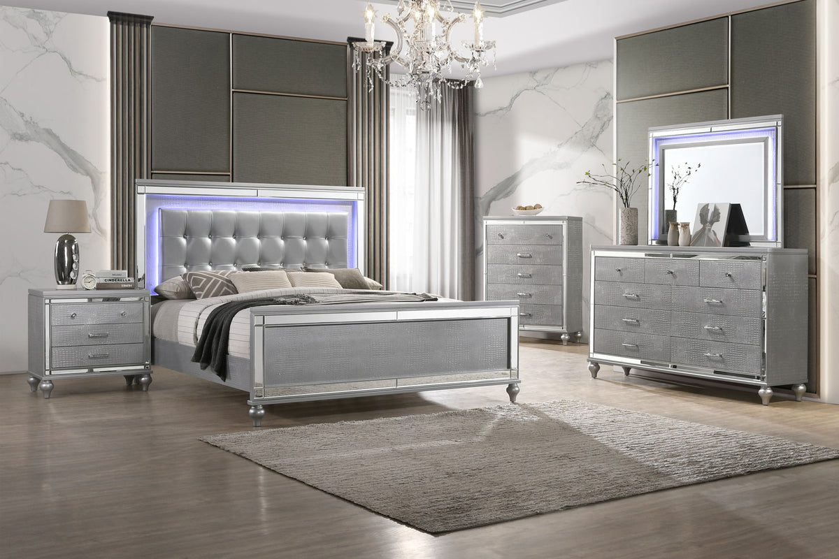 Valentino - 3/3 Twin Footboard & Slats - Silver
