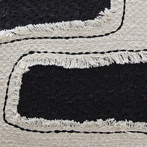 Veerbank - Pillow (Set of 4) - Black / Beige
