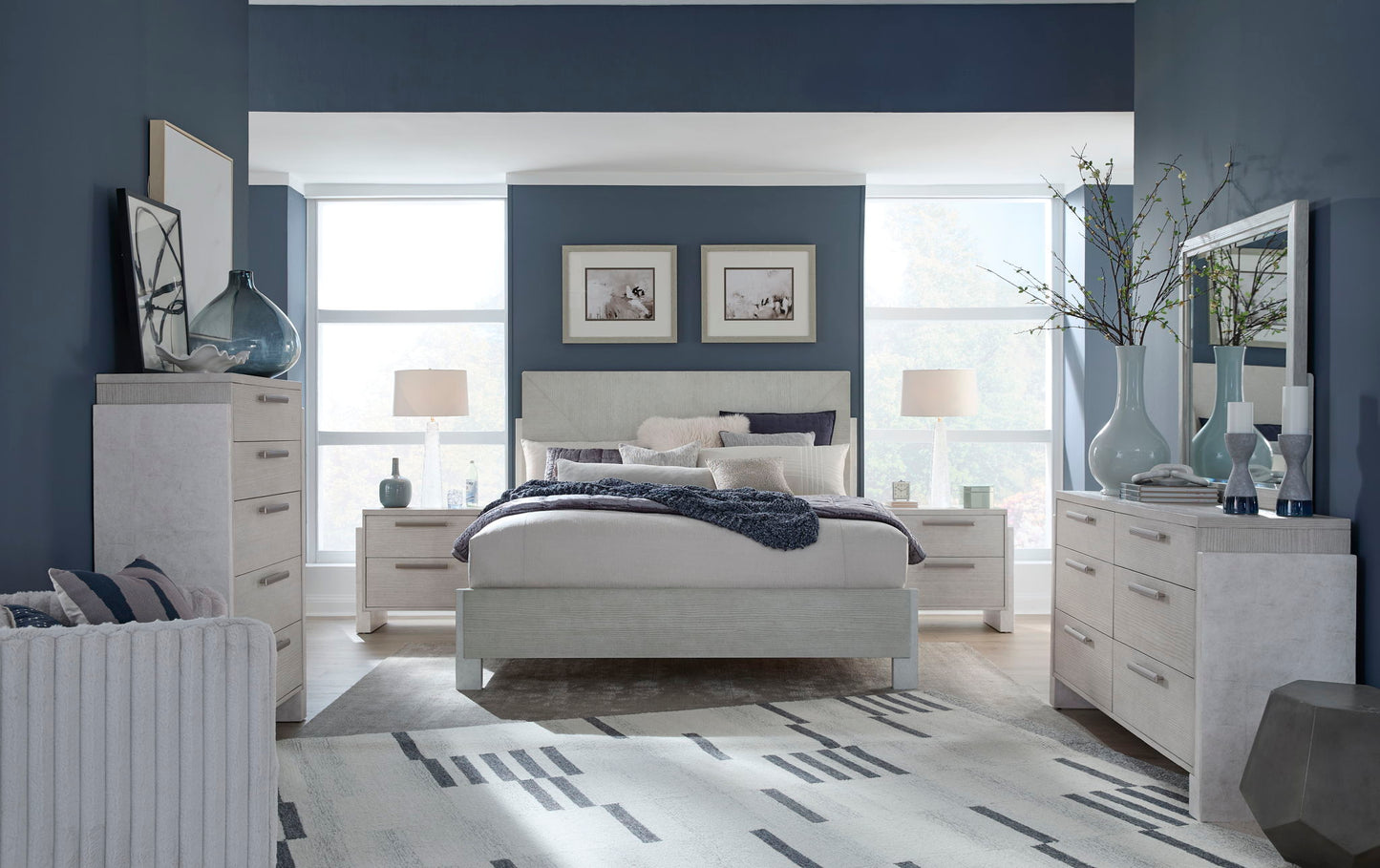 Lorelei - Panel Bed