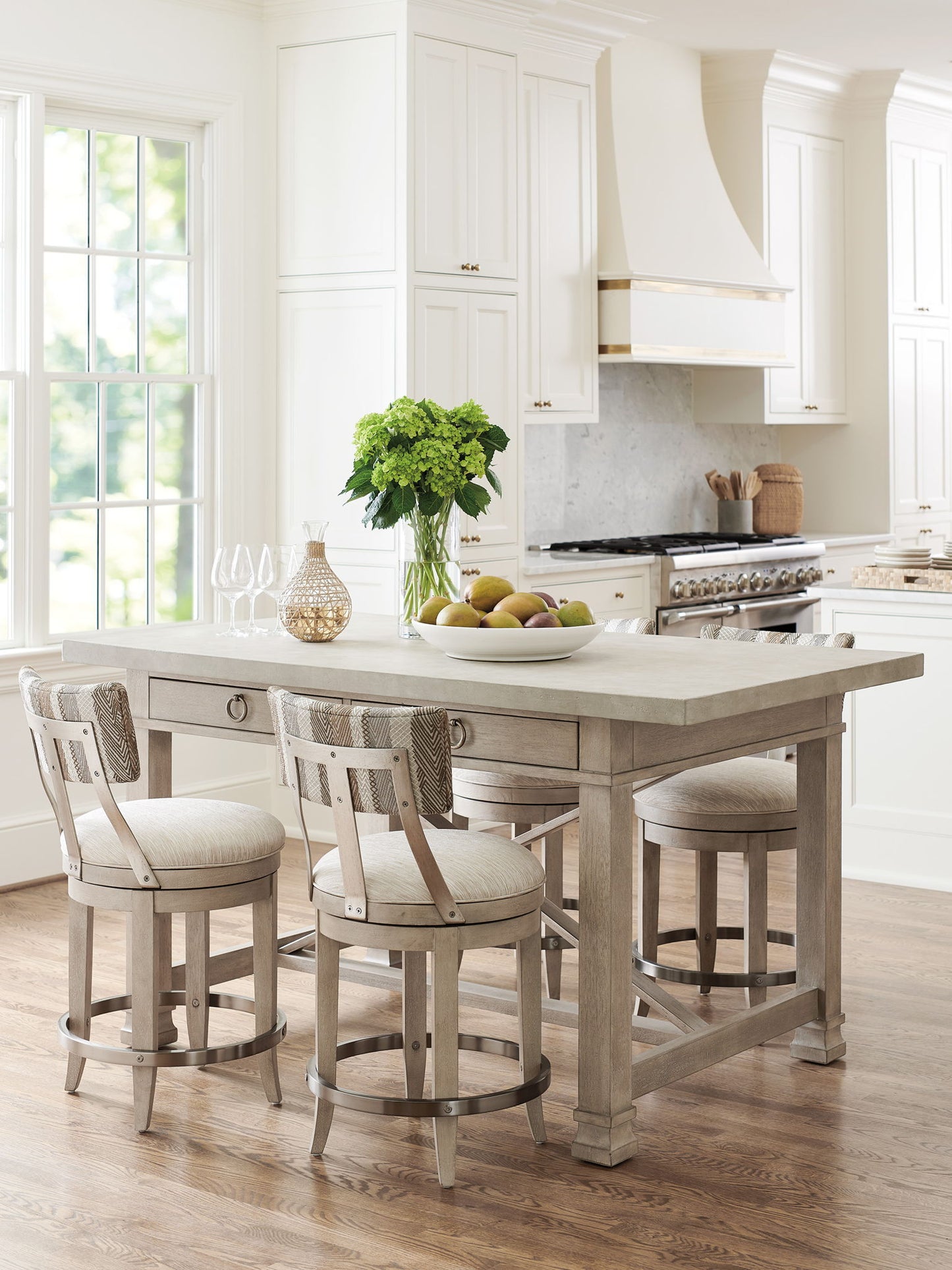 Malibu - Cliffside Swivel Upholstered Stool