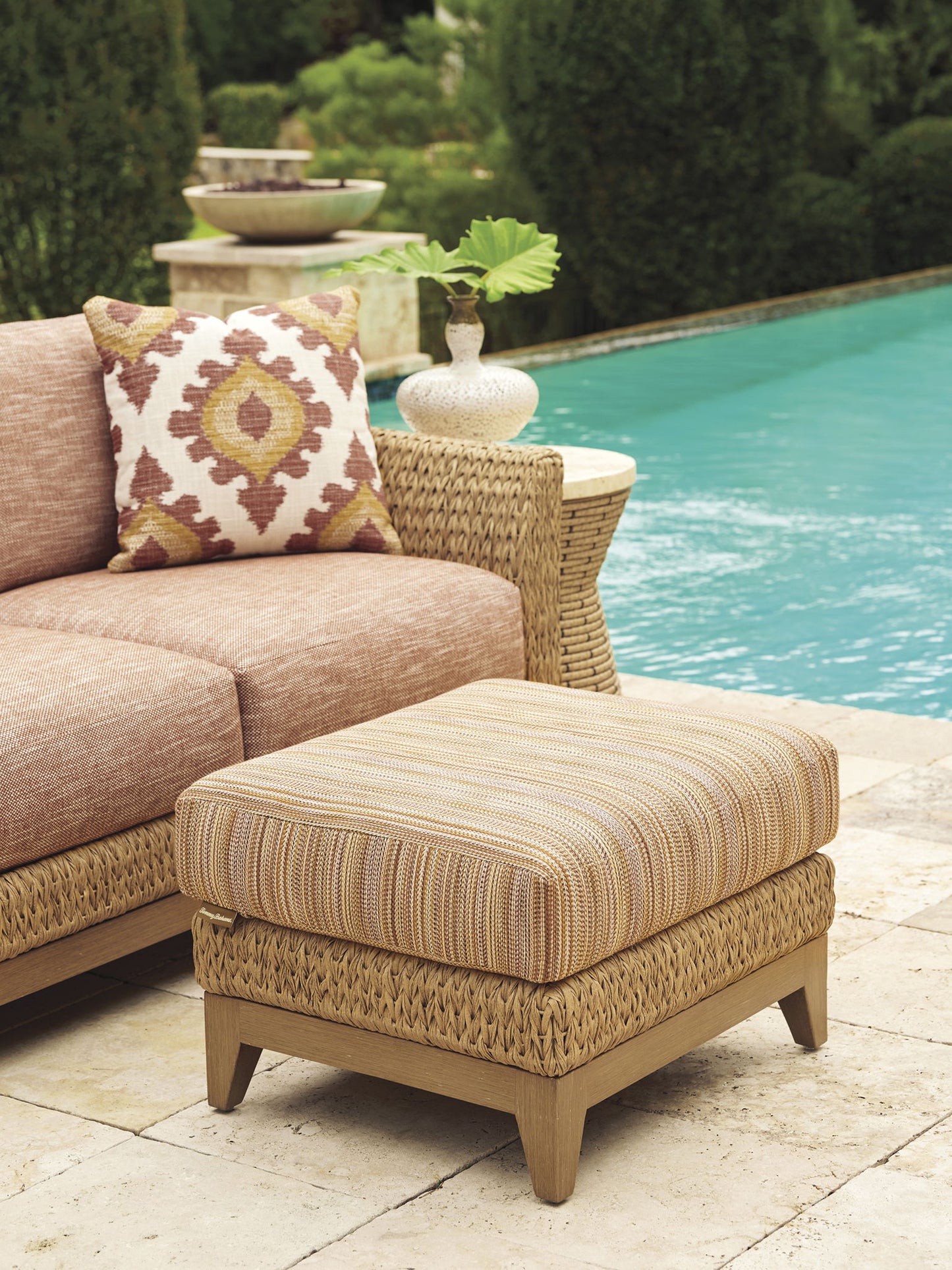 Los Altos Valley View - Ottoman - Light Brown