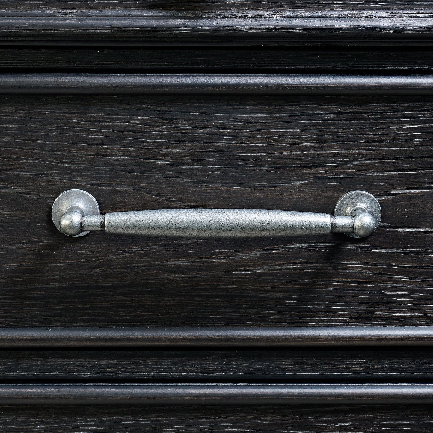 Kings Court - 1 Door And 7-Drawer Chest