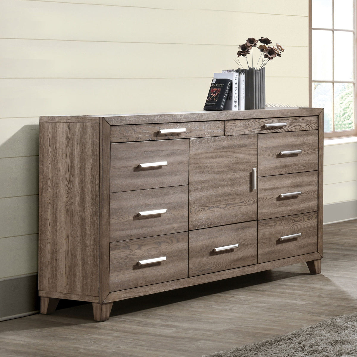 Harrisburg - Dresser