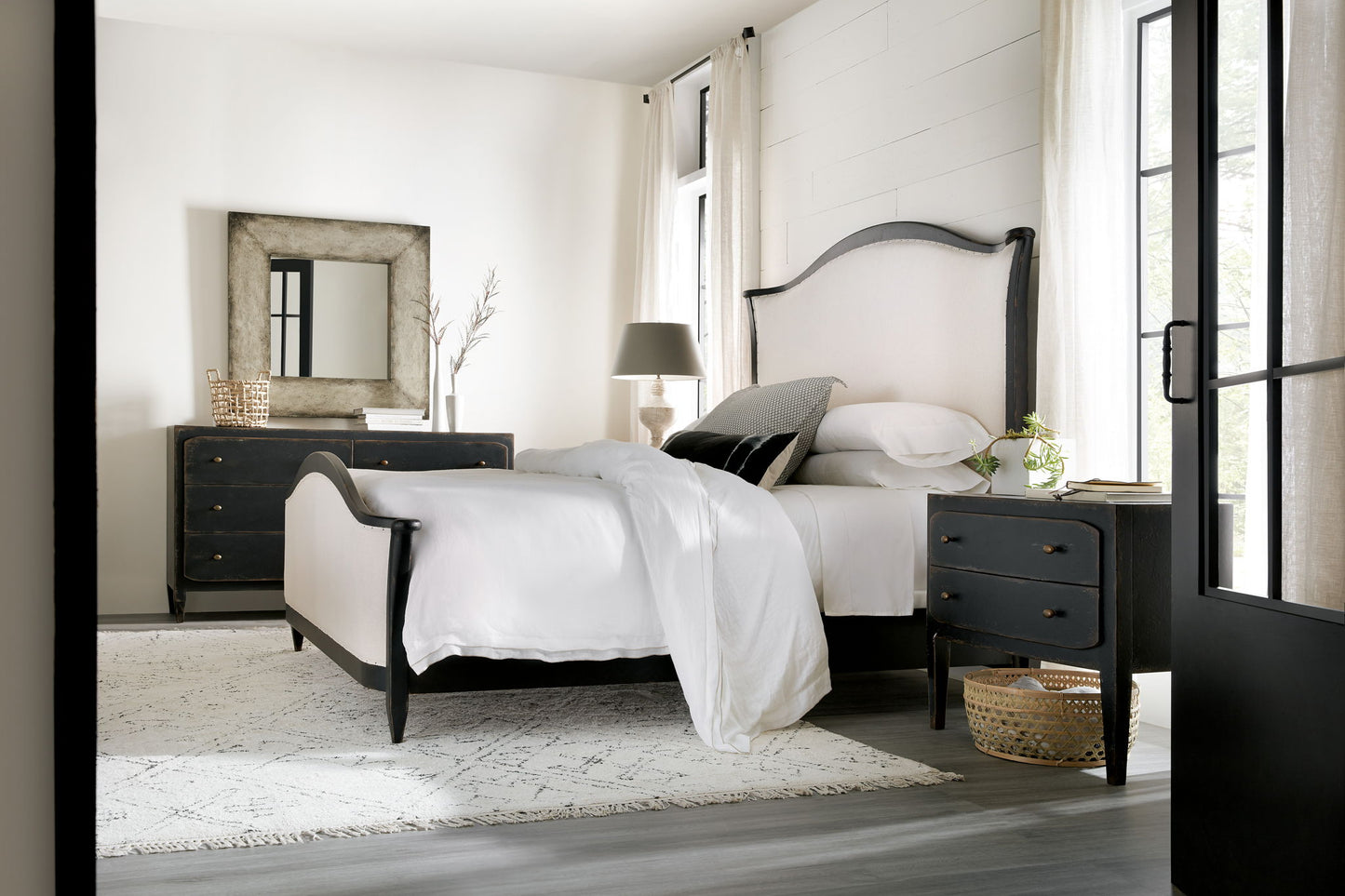 Ciao Bella - Upholstered Bed