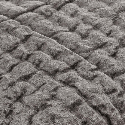 Bari - Velvet Quilt Set