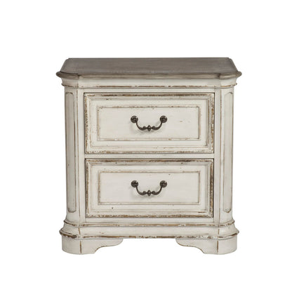 Magnolia Manor - Upholstered Bedroom Set