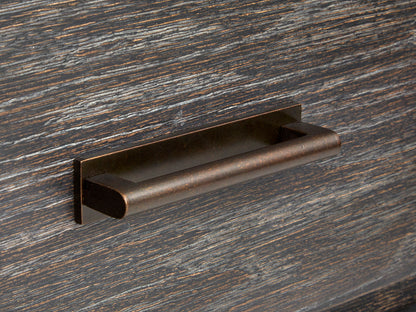 Plum Creek - Door Chest