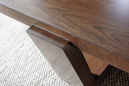 Laurel Canyon - Esplanade Table