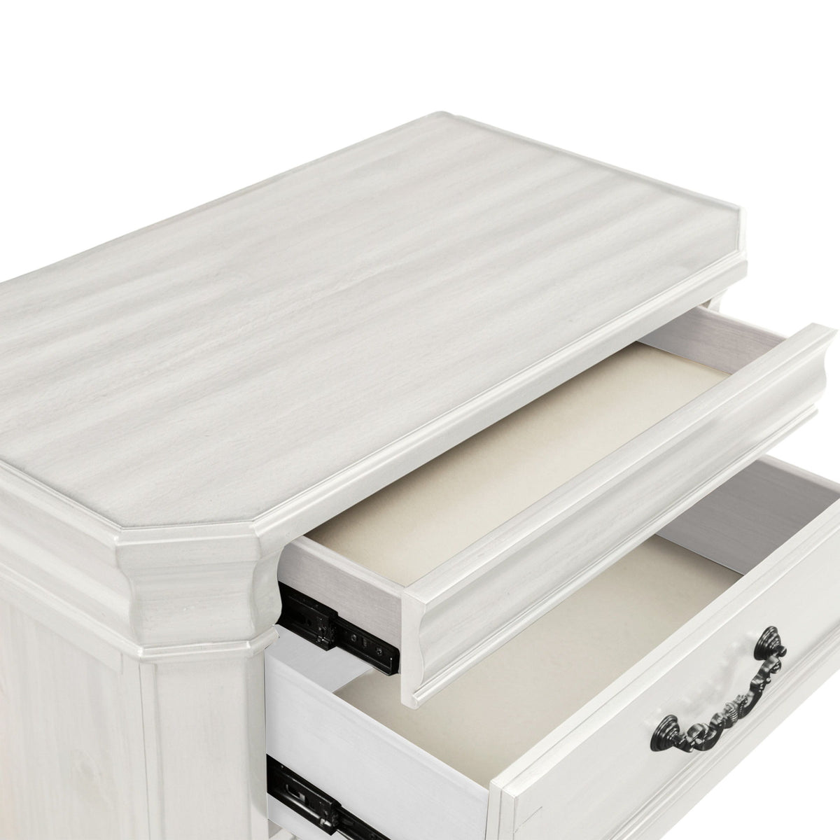 Lyndhurst - Nightstand