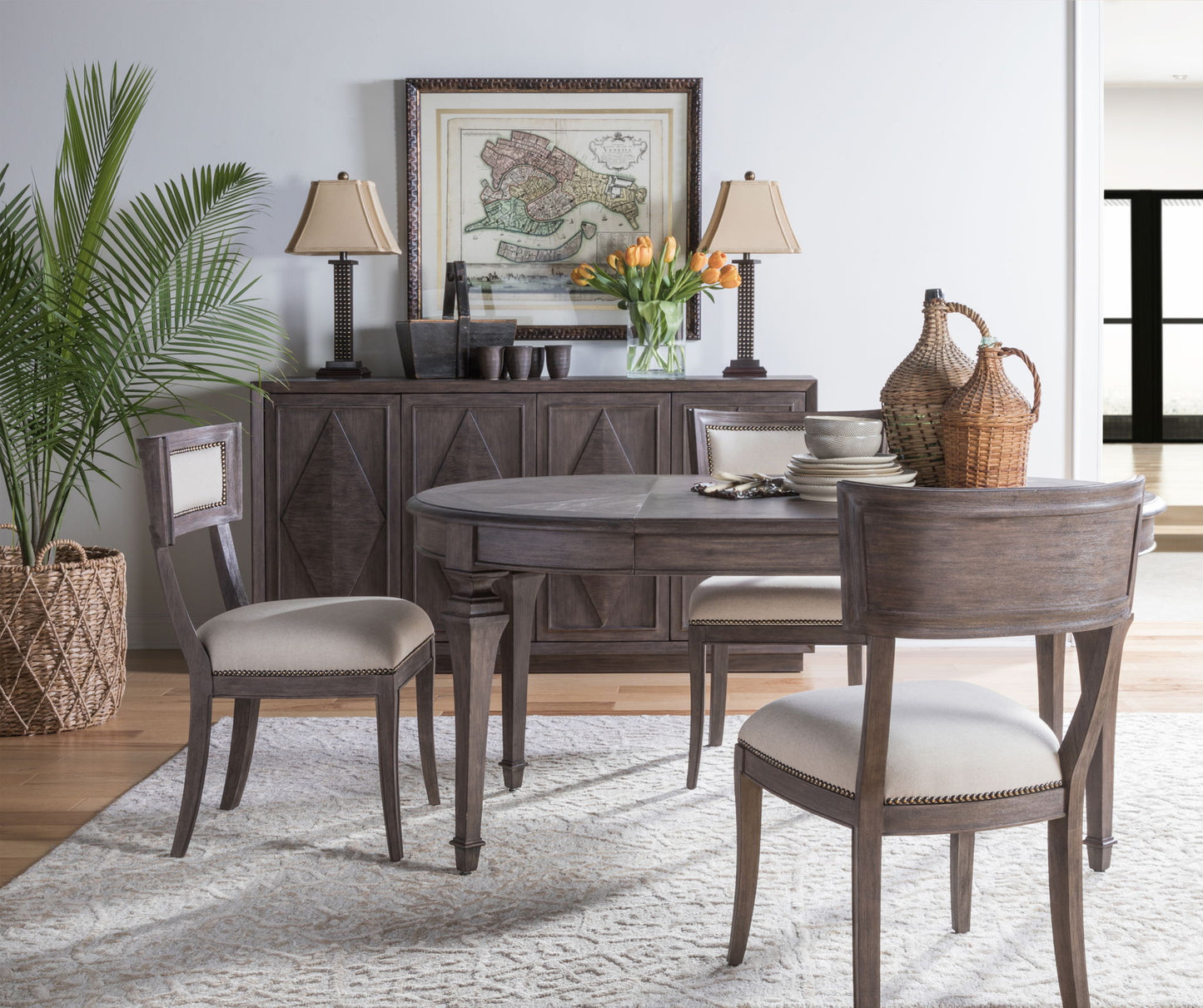 Cohesion Program - Aperitif Round/Oval Dining Table