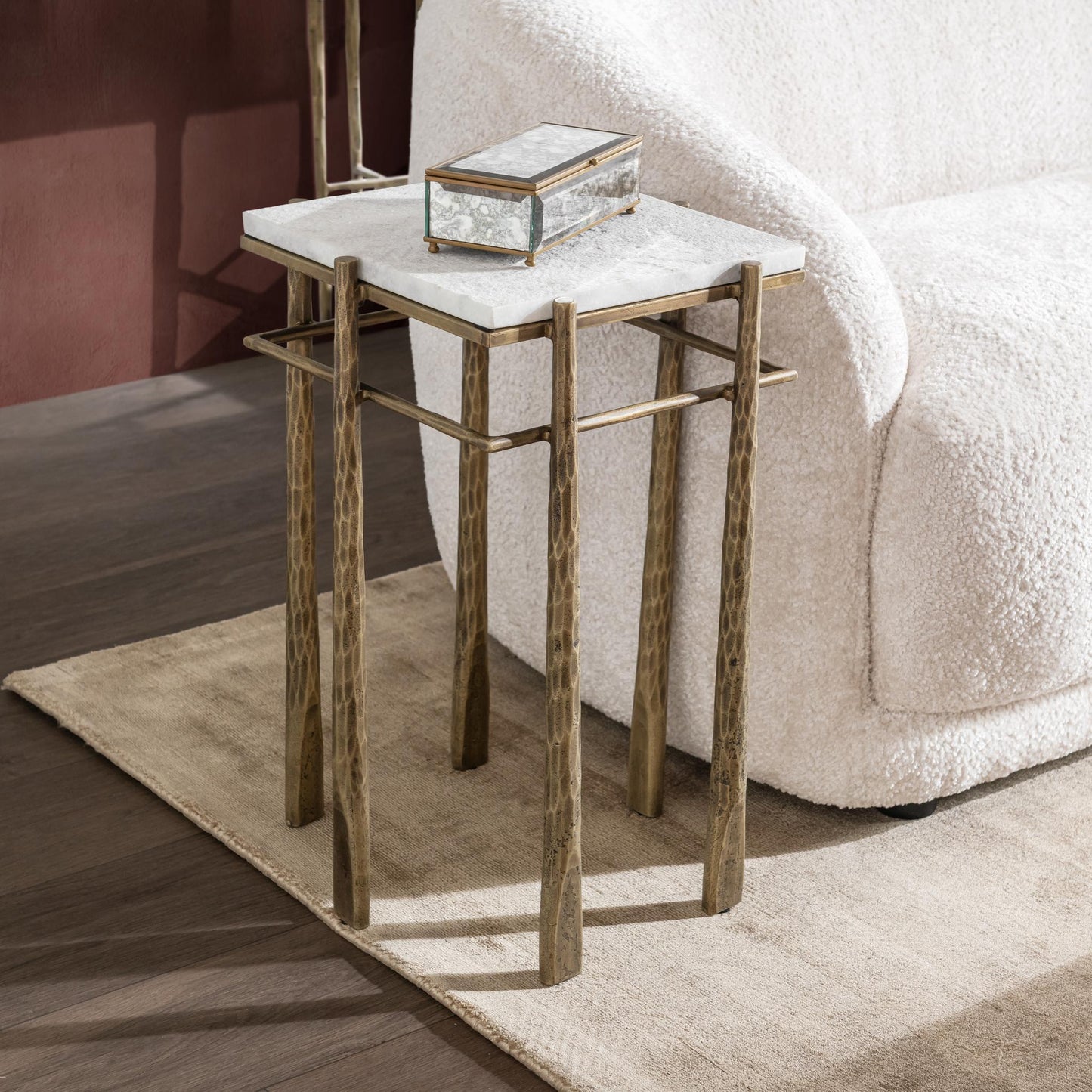 Jasmine - Table
