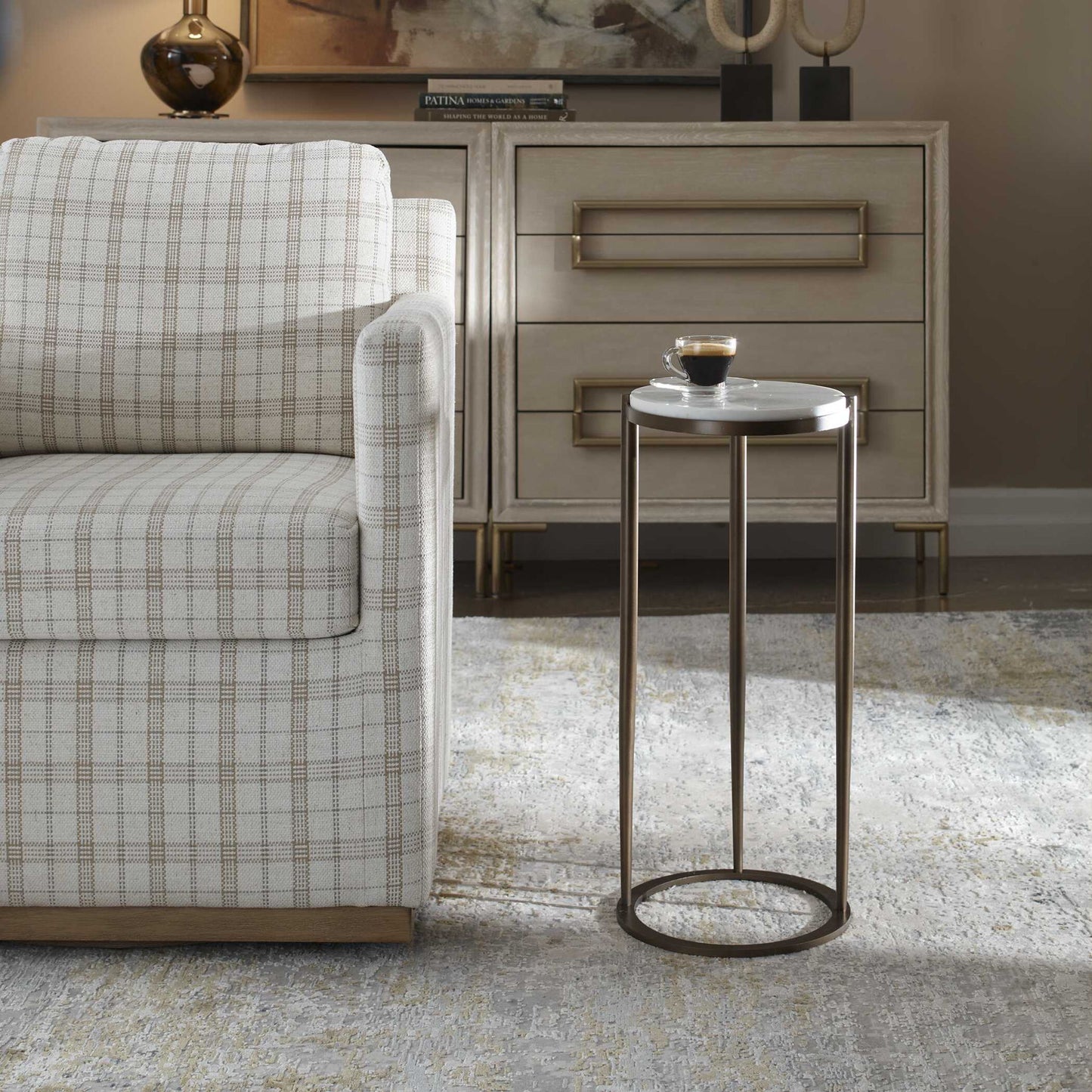Mercier - Round Marble Accent Table - Brass / White