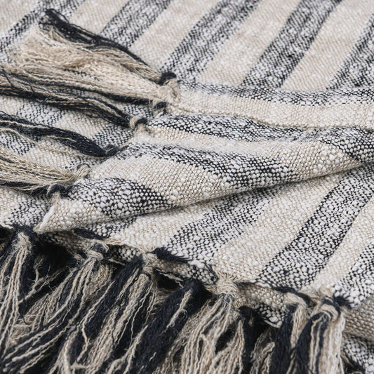 Linna - Throw - Natural / Black