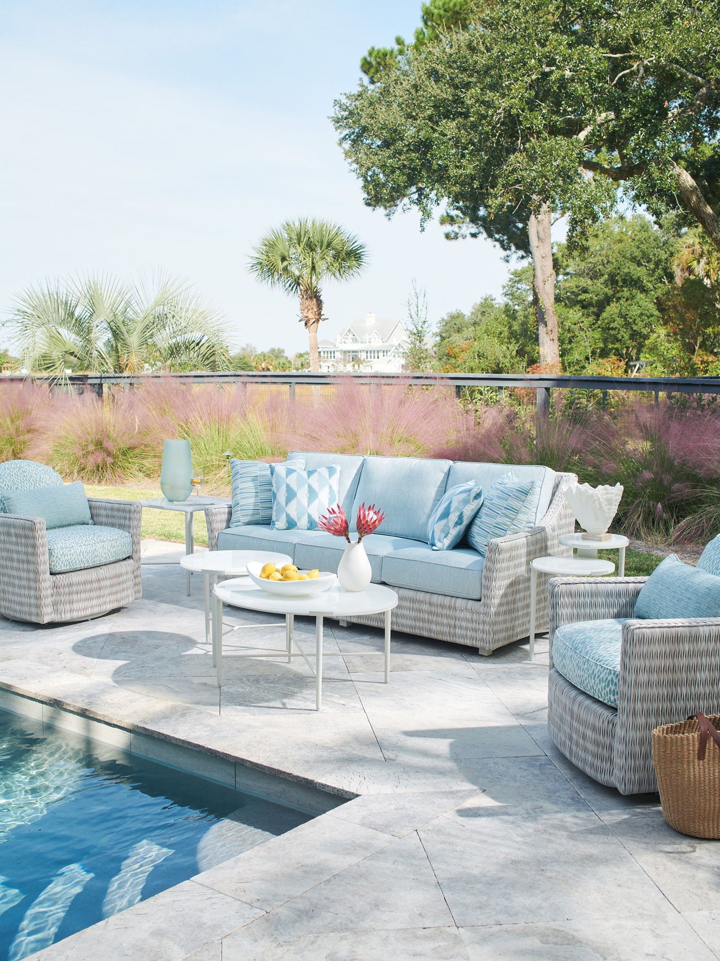Seabrook - Swivel Lounge Chair - Beige / Blue