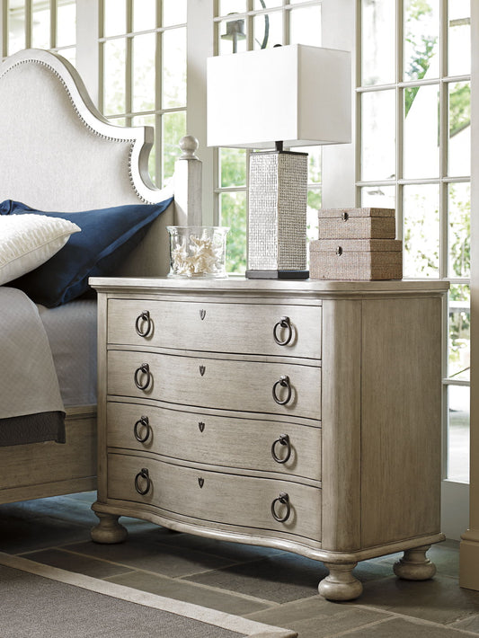 Oyster Bay - Bridgeport Bachelors Chest - Pearl Silver