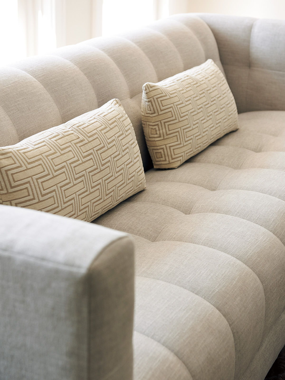 Kitano - Emilia Sofa