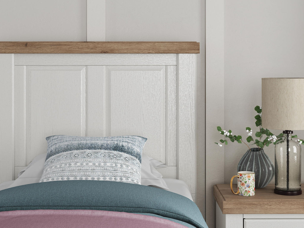 Savonport - Panel Bed