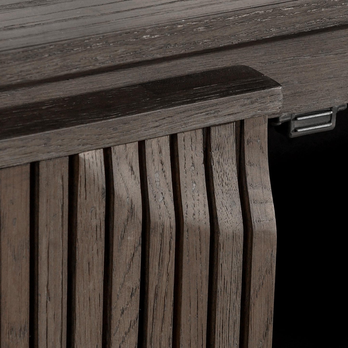 Roya - Cabinet