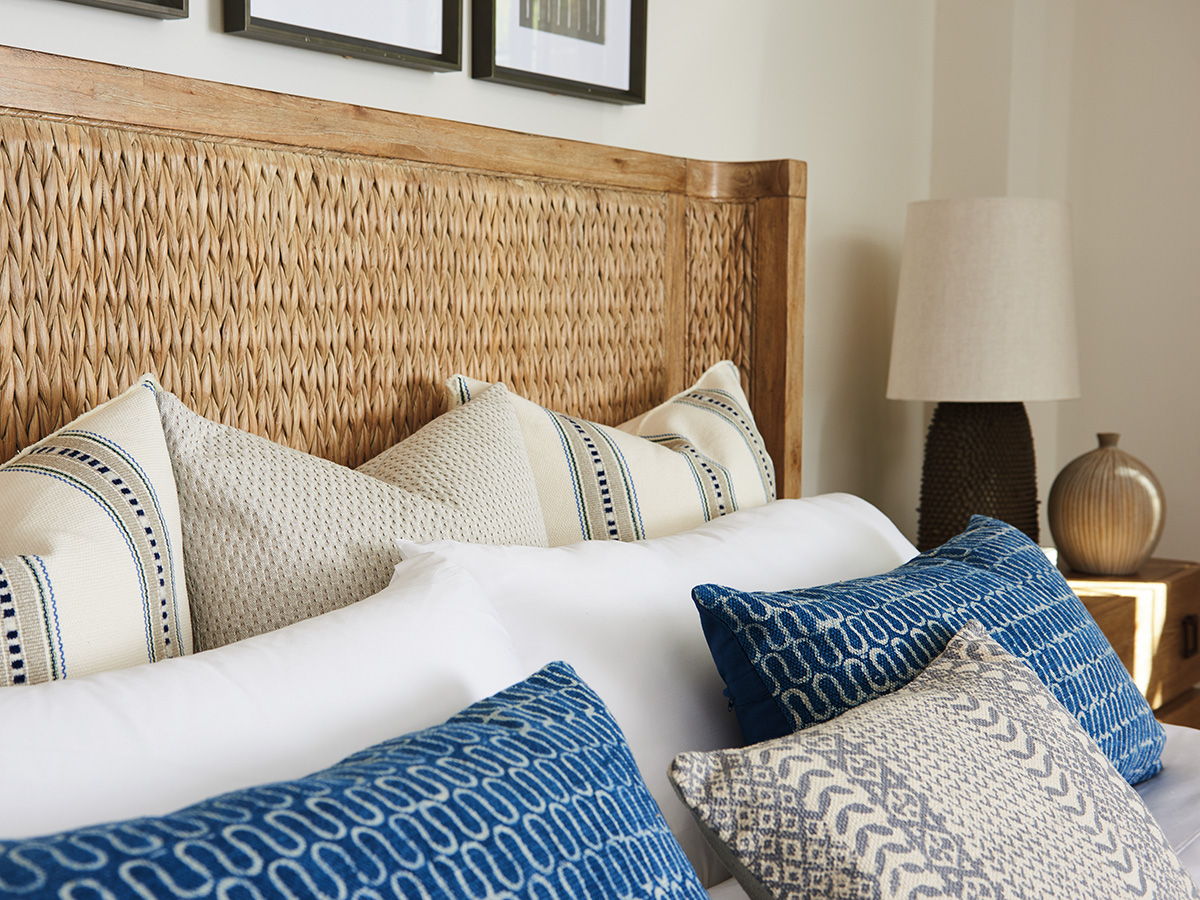 Los Altos - Ivory Coast Woven Bed