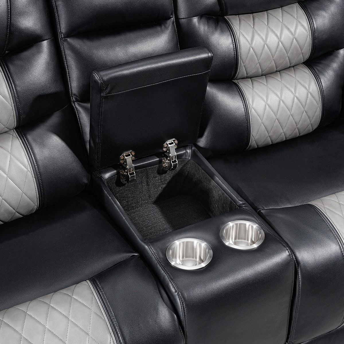 Nikko - Console Loveseat With Dual Recliners