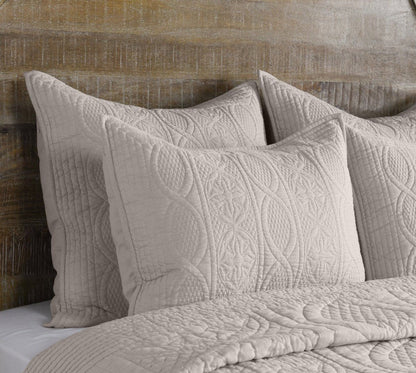 Anessa - Quilt Set