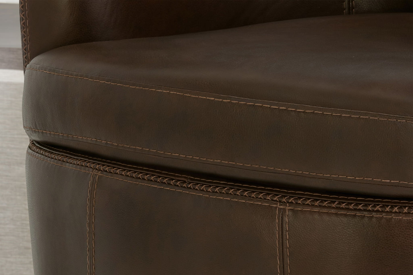 Barolo - 100% Italian Leather Swivel Club Chair (Set of 2)