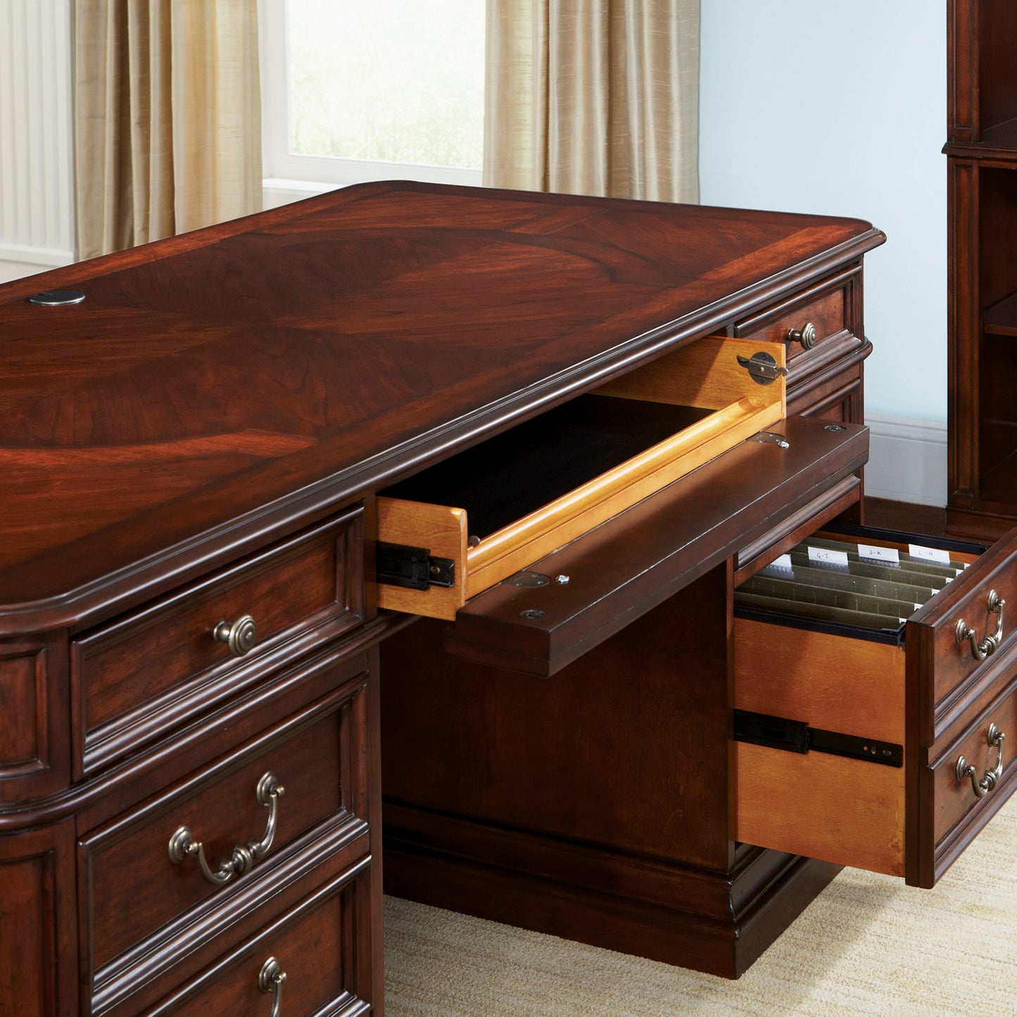 Brayton Manor - 5 Piece Home Office Jr Executive Set - Cognac