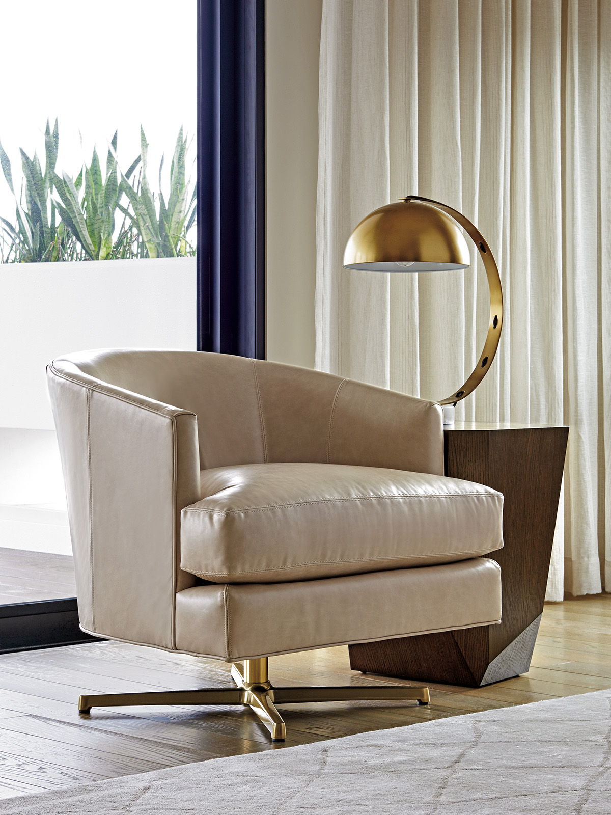 Lexington Leather - Graves Leather Swivel Chair