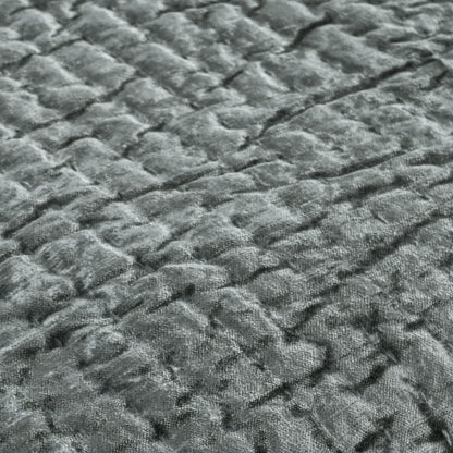 Bari - Velvet Quilt Collection