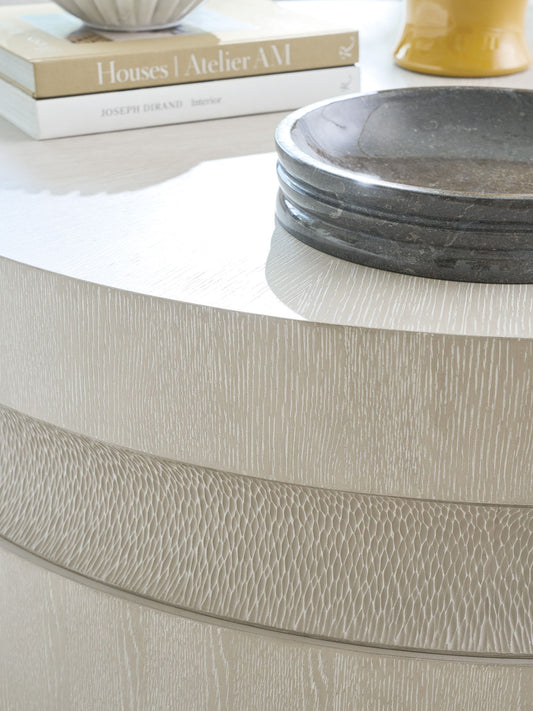 Copacabana - Bianca Round Cocktail Table - White