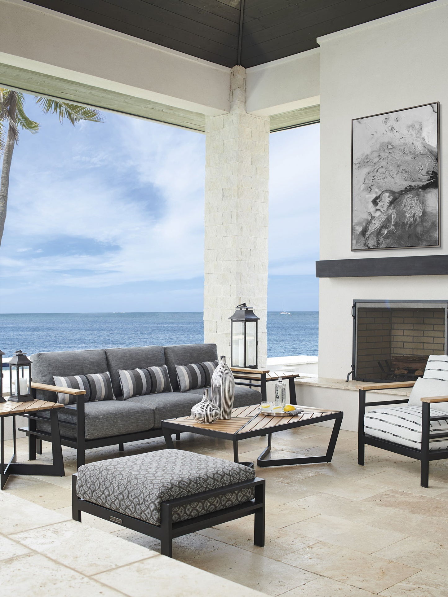 South Beach - Ottoman - Dark Gray