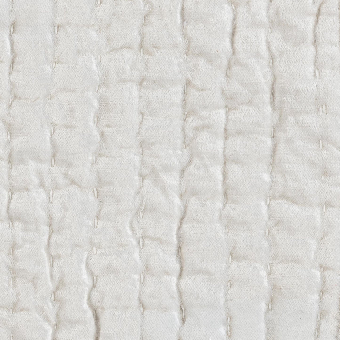 Bari - Velvet Quilt Set