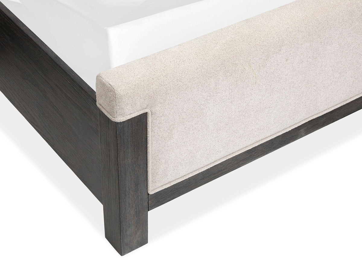 Plum Creek - Upholstered Panel Bedroom Set