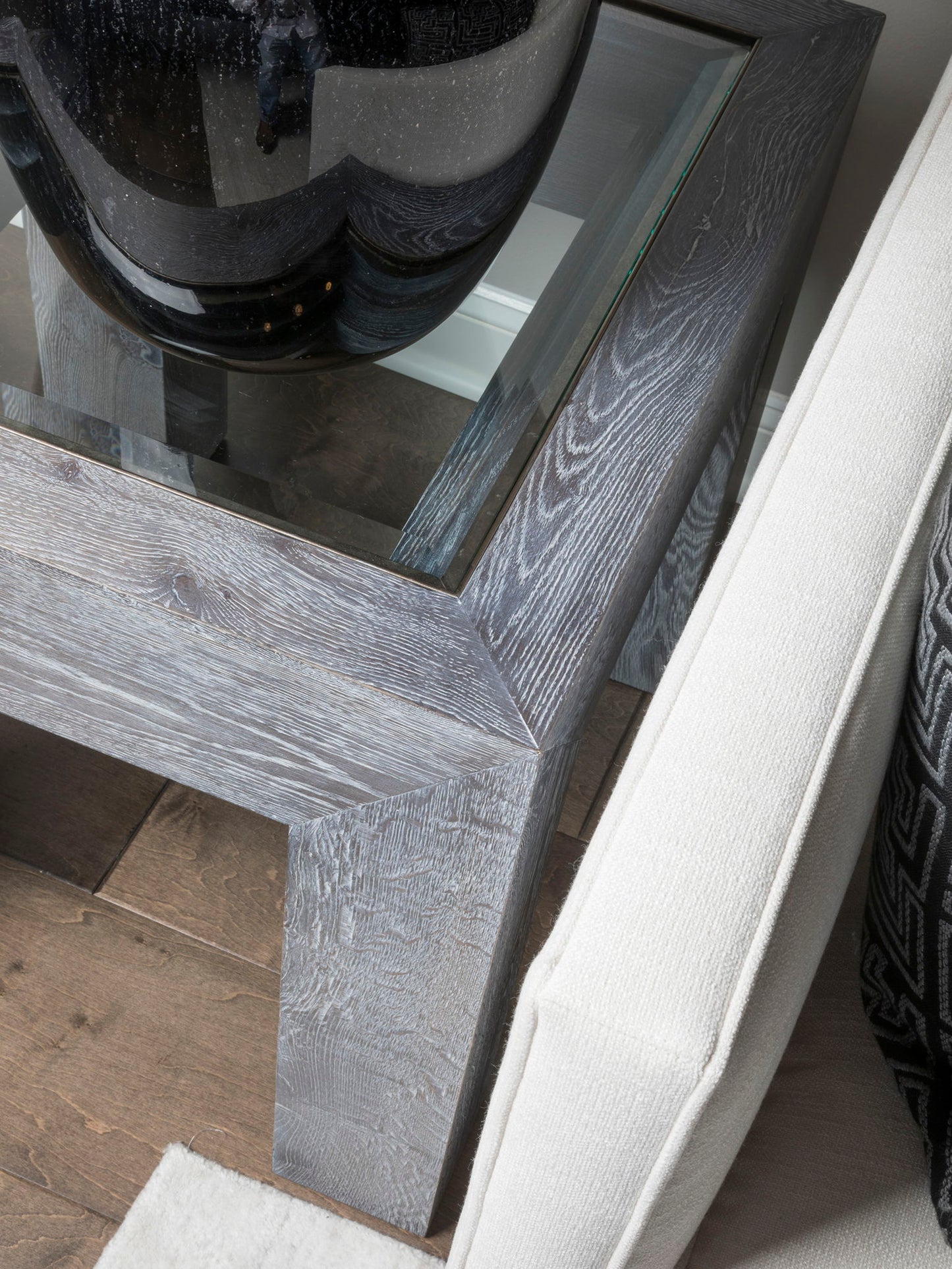Signature Designs - Accolade Rectangular Table