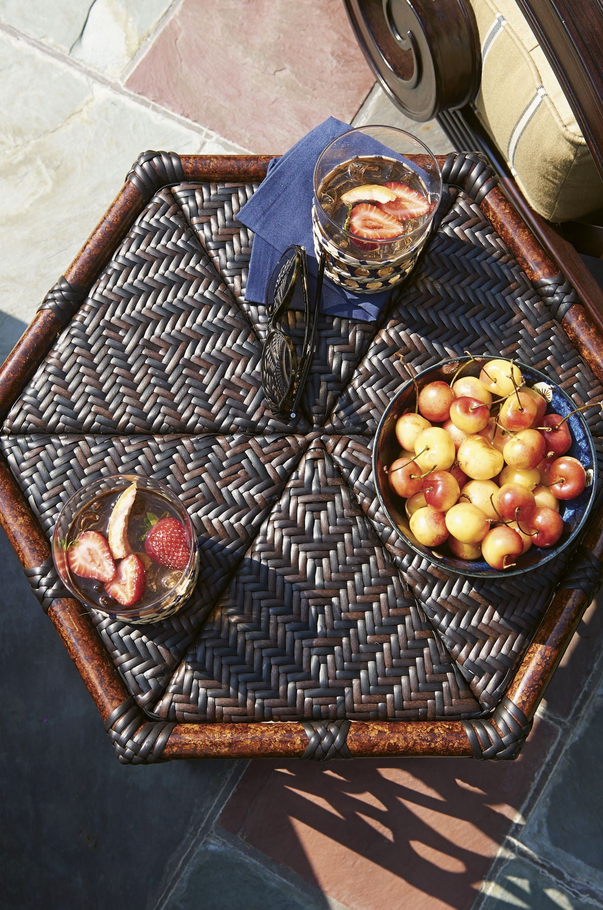 Royal Kahala Black Sands - Bunching Cocktail Table - Dark Brown