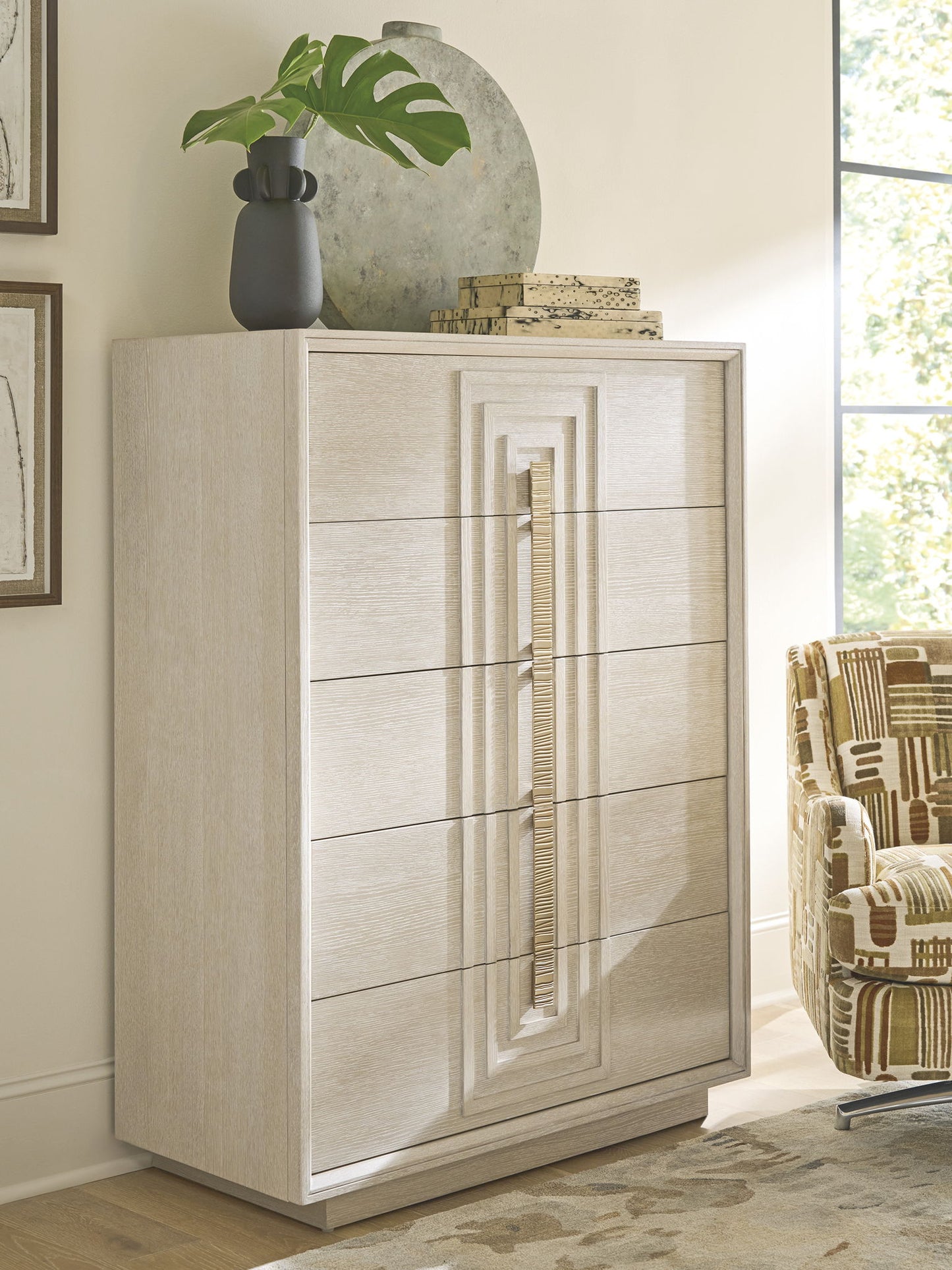 Copacabana - Ladera Chest - White