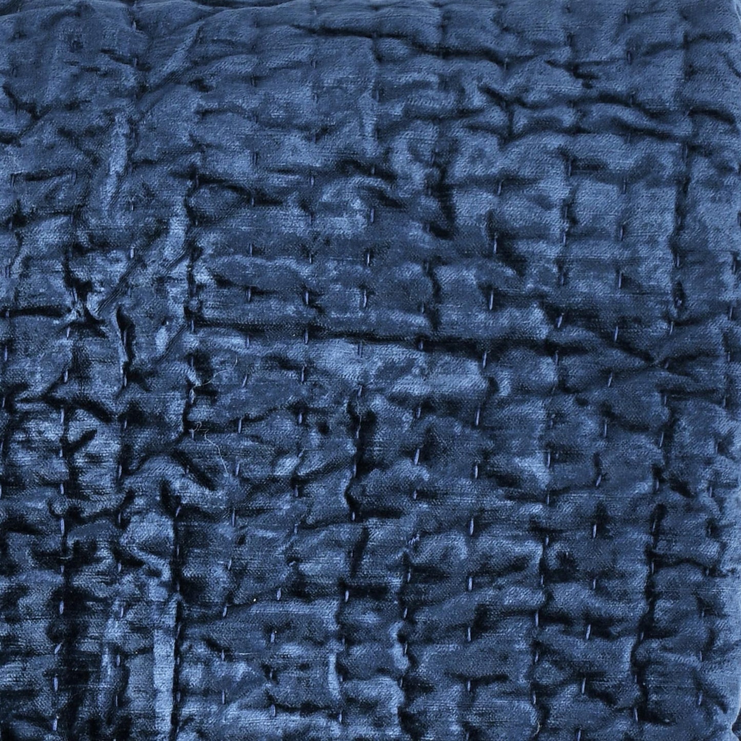 Bari - Velvet Quilt Collection