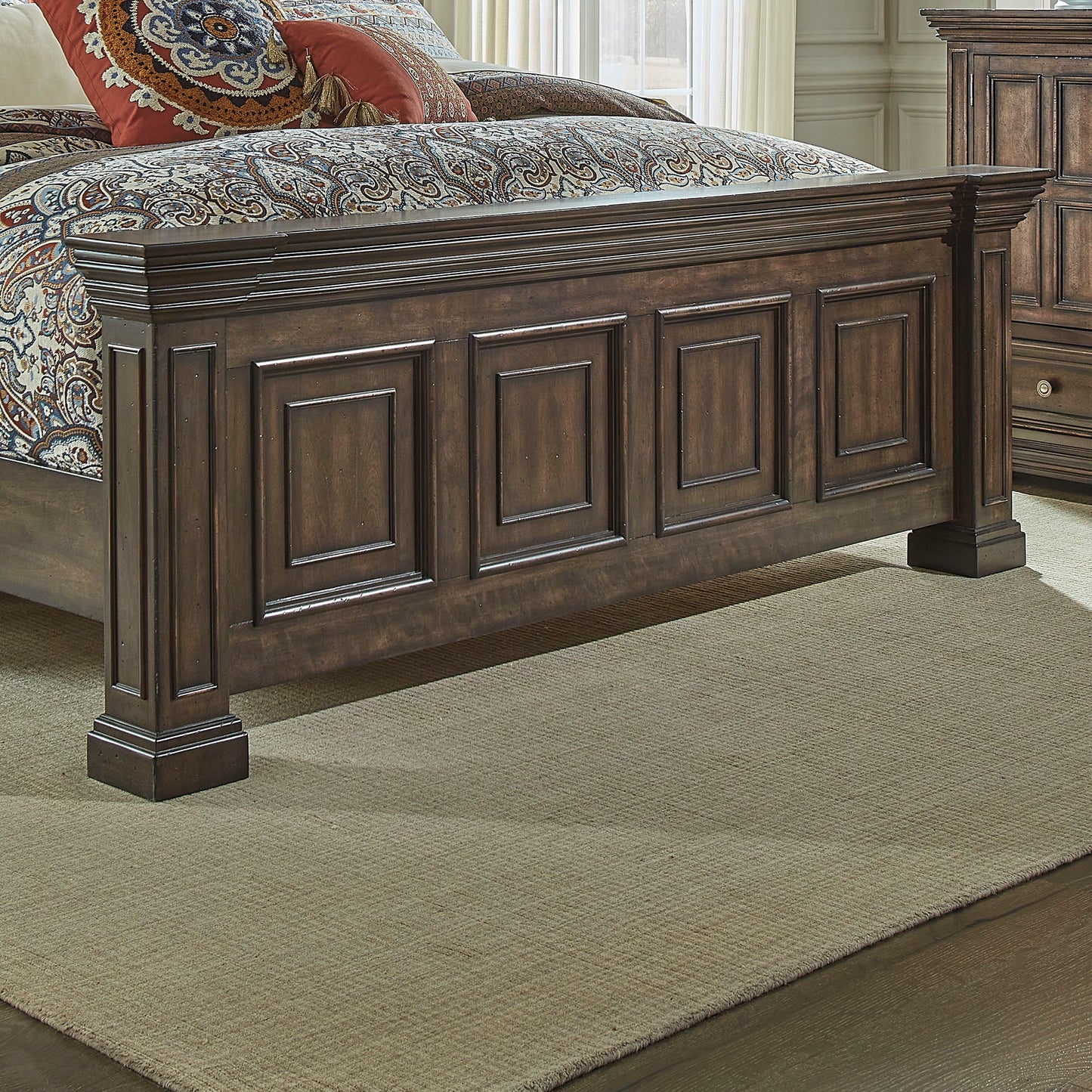 Big Valley - King Mansion Footboard - Brownstone