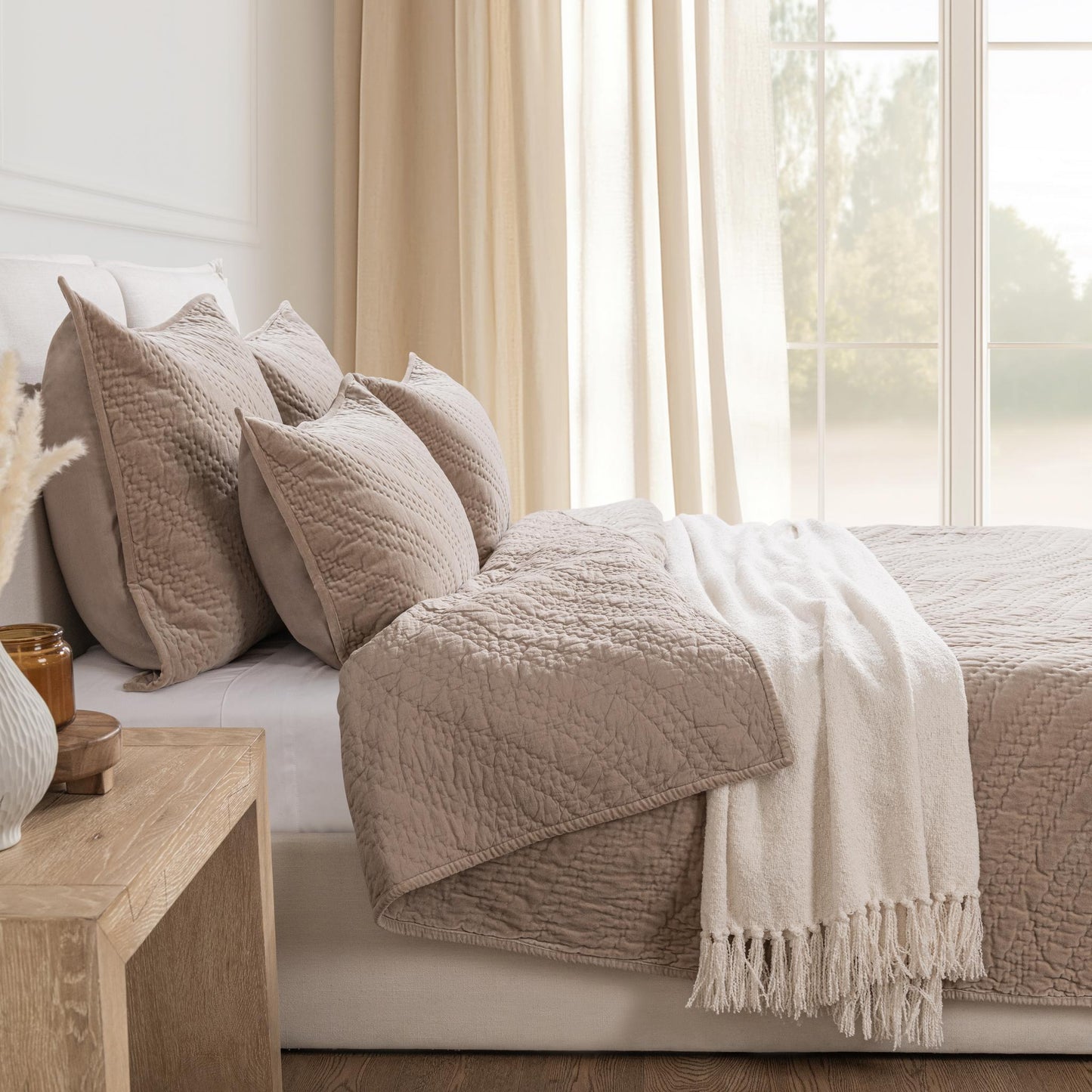 Elms - Velvet Quilt