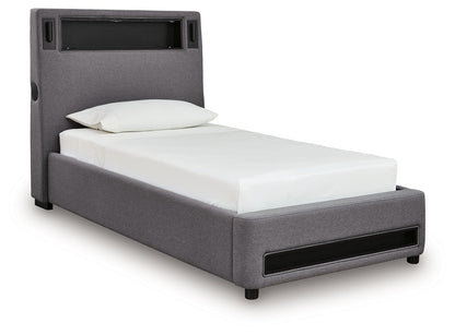 Verishaw - Upholstered Bed