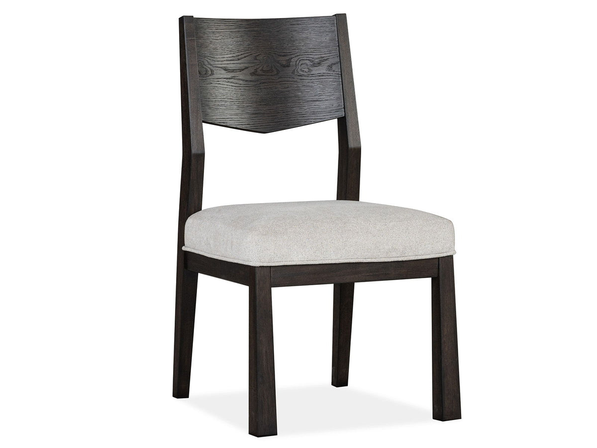 Tauren - Trestle Dining Table Set