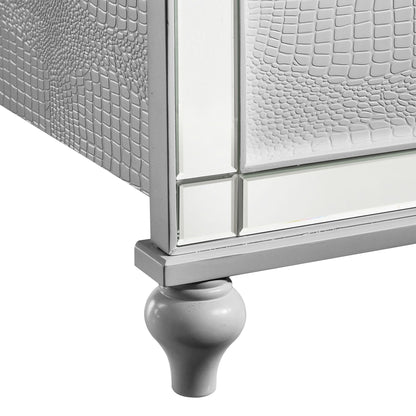 Valentino - 5/0 Queen Footboard & Slats - Silver