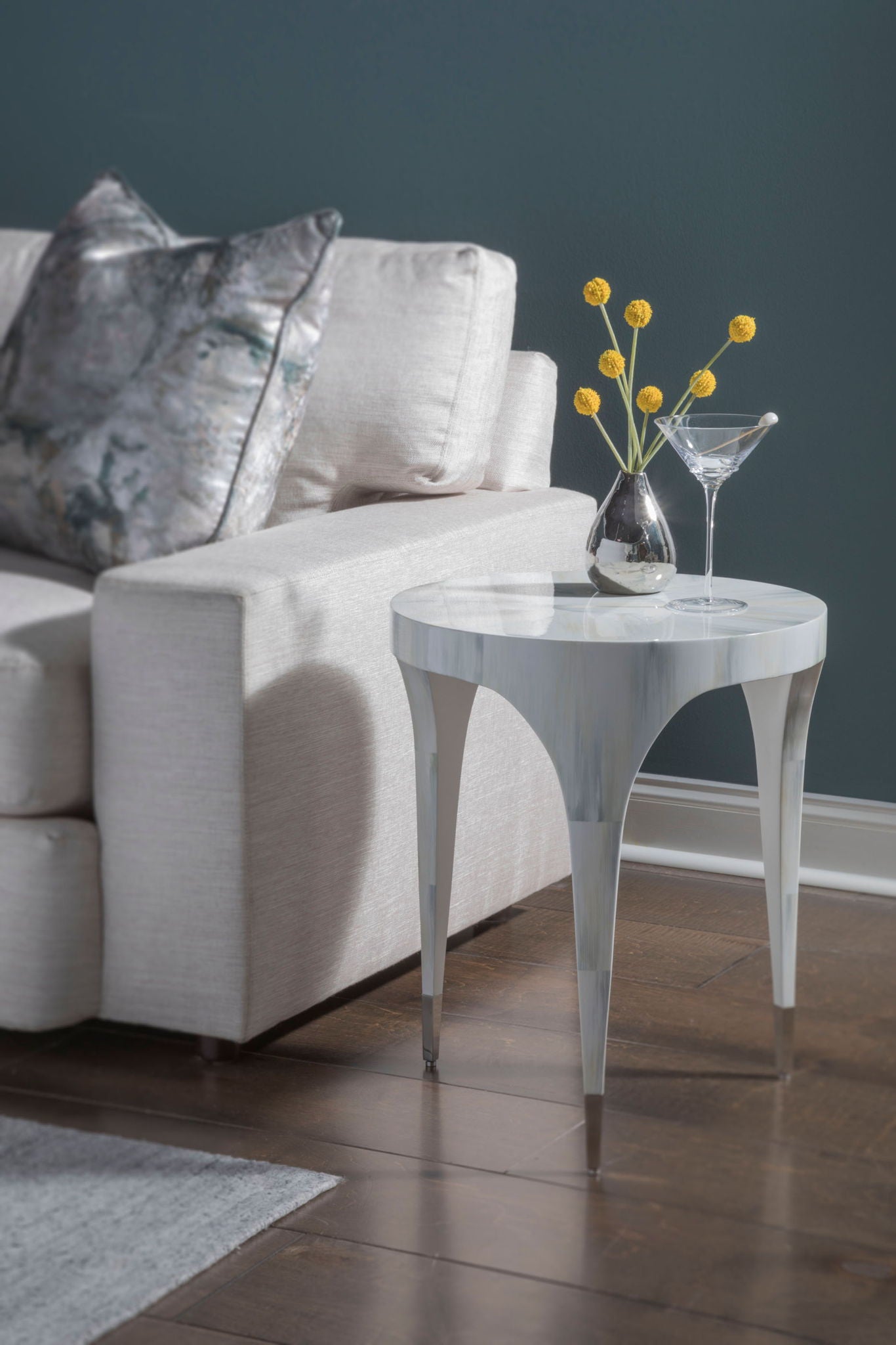 Signature Designs - Bello Round Spot Table - White