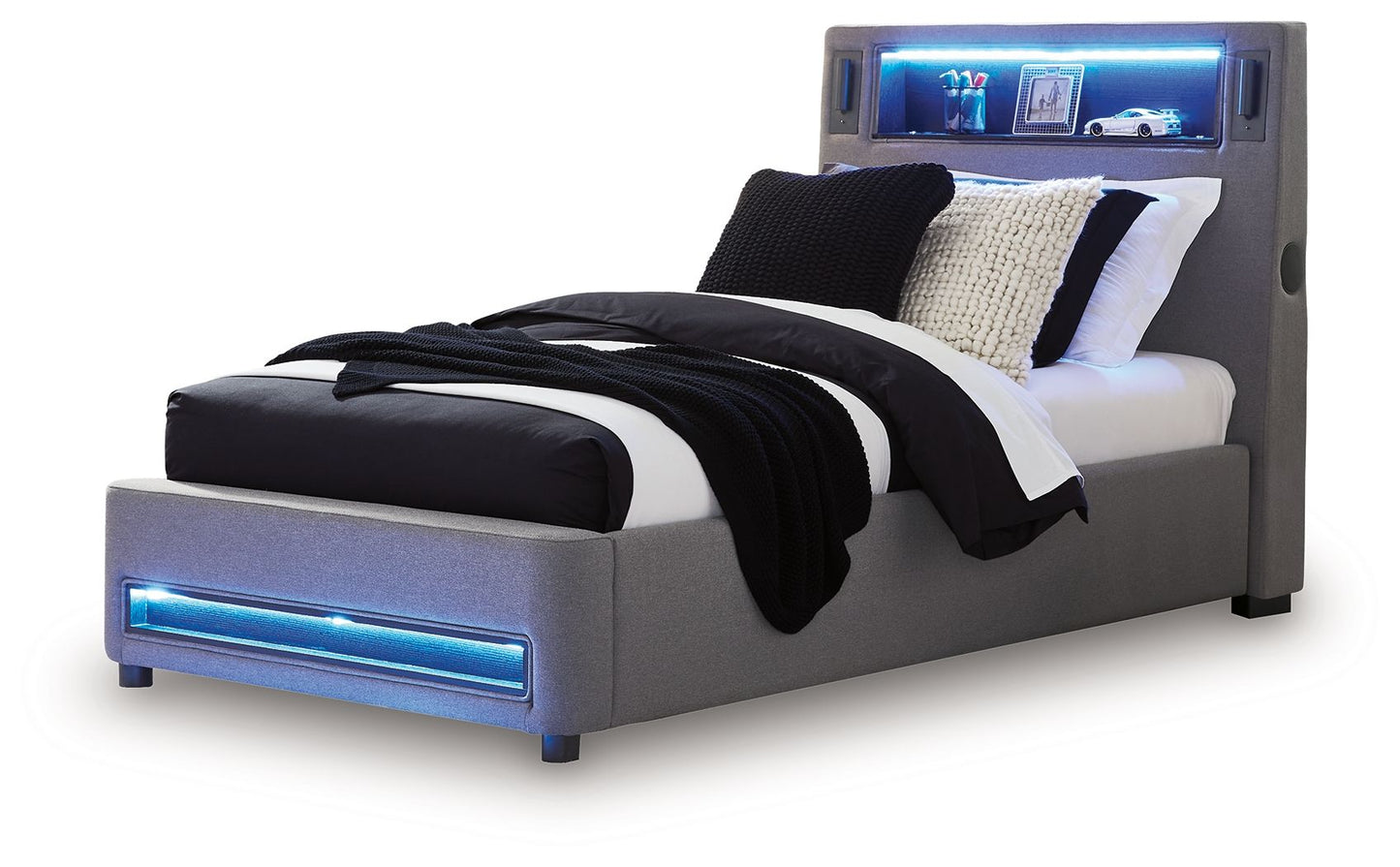 Verishaw - Upholstered Bed