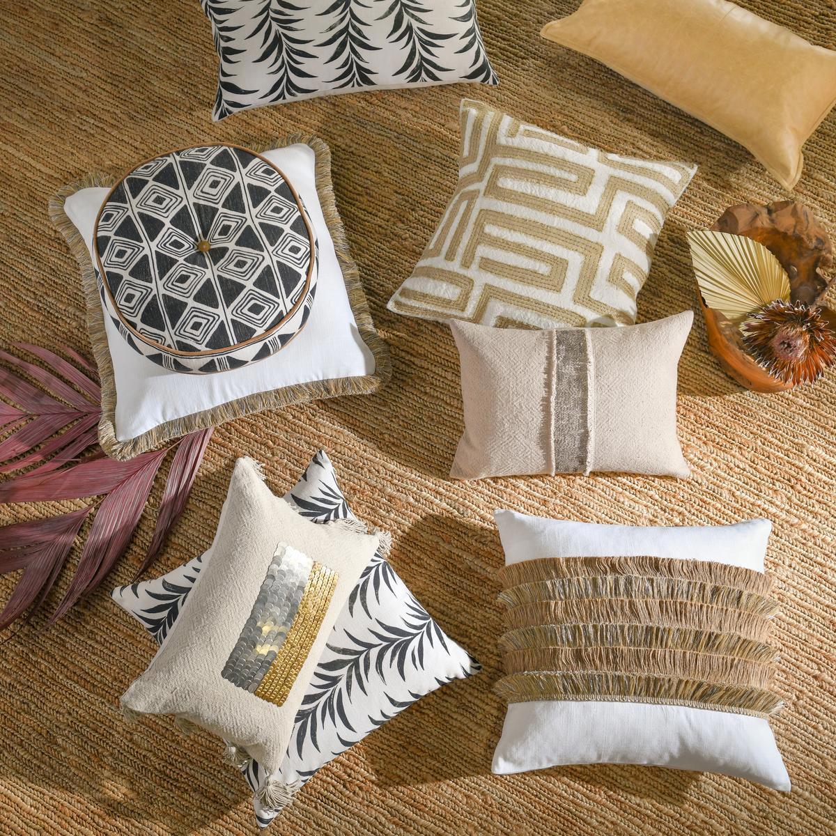 Radiant Oasis - Lira Pillow
