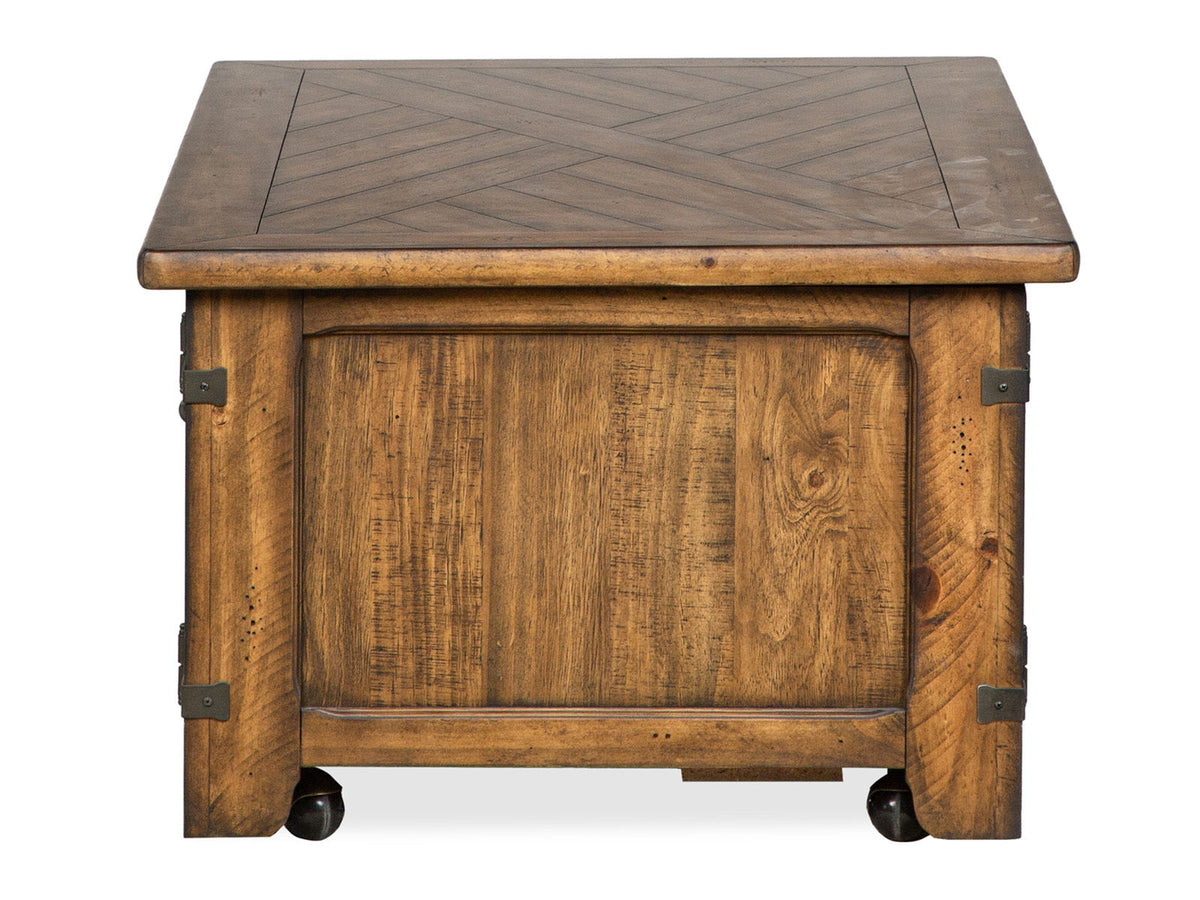 Chesterfield - Lift Top Storage Caster Cocktail Table Set