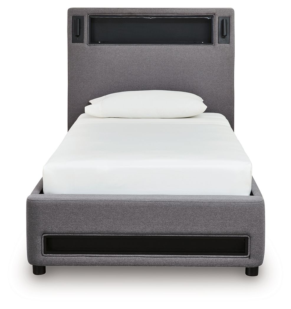 Verishaw - Upholstered Bed