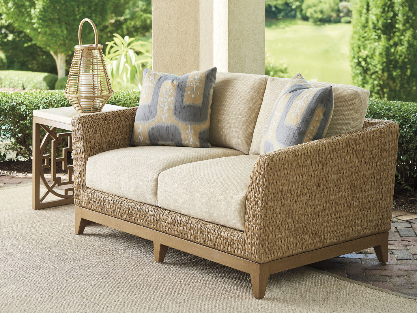 Los Altos Valley View - Wood Loveseat - Light Brown