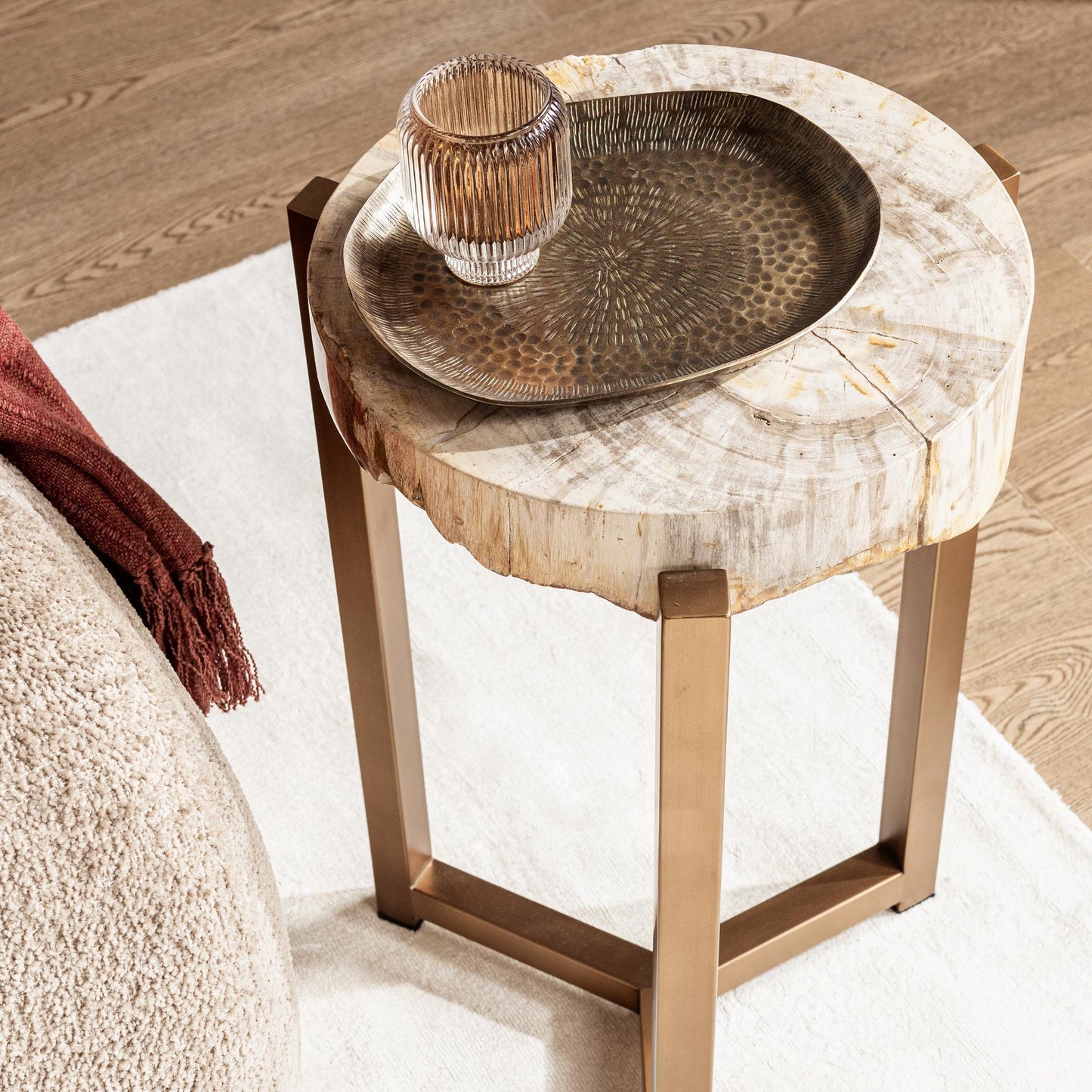 Alliza - Round Accent Table