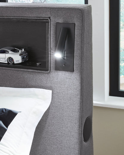 Verishaw - Upholstered Bed